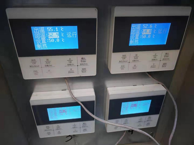 空氣源熱泵機組（zǔ）控製麵板