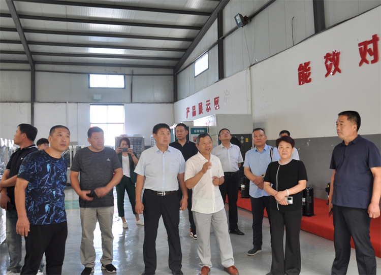 中小企業商（shāng）會領導蒞臨17c在线观看科技參觀考察